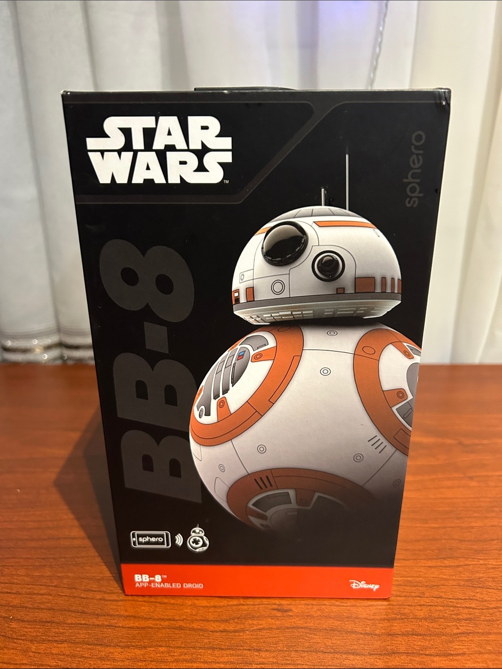 Disney BB-8 Droid STAR WARS in box